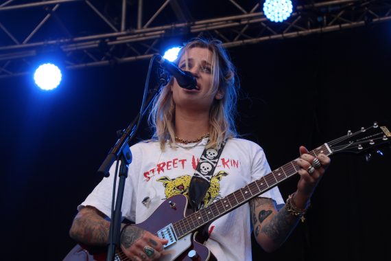 Gin Wigmore4