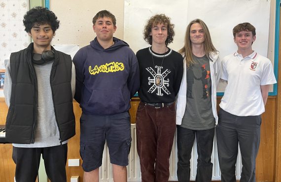 Pocket Watchers2 Whakairo Karauti Hape, Leroy Walker, Kaegan Palmer, Thomas Ramsay, Frankie Bishop Cropped