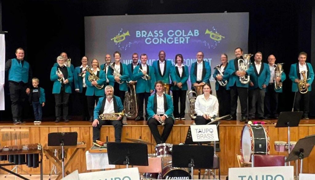 Taupo Brass Cropped